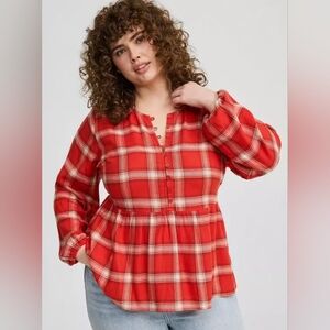 NWT Torrid Softest Flannel Pullover Blouse, Sz 2